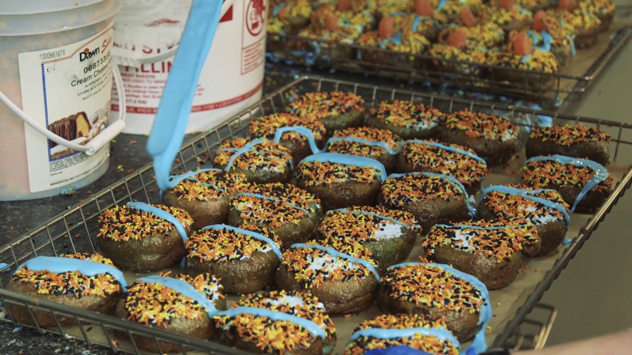 Sweetwater s Donut Mill Donut Roadshow